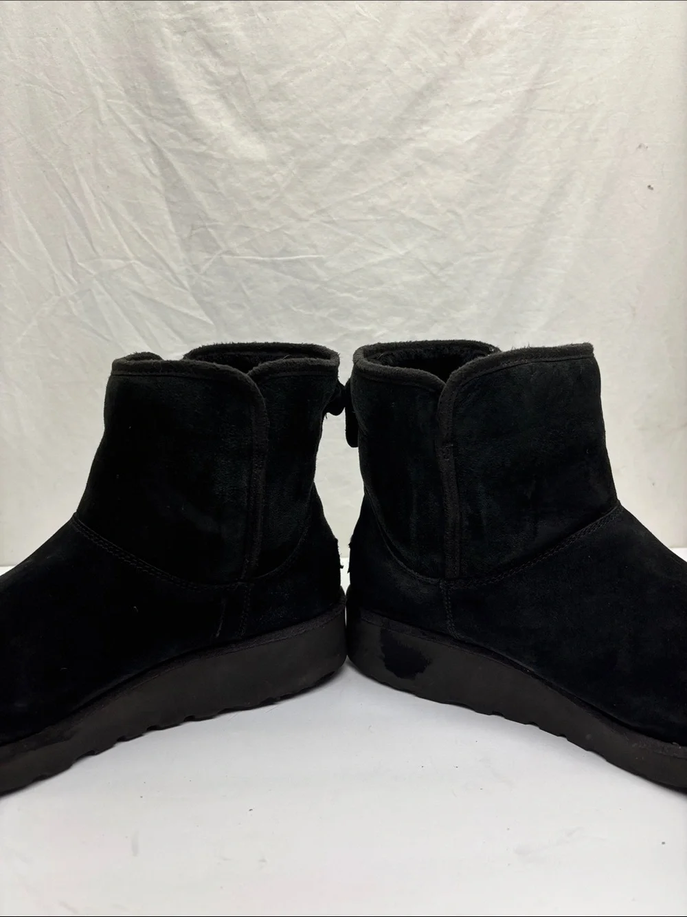 UGG black women’s boots, SZ 9.5, box 76